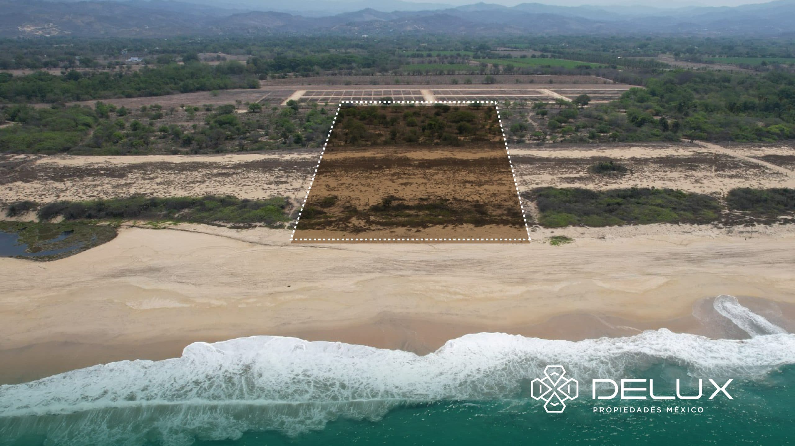 Terreno en Puerto Escondido, Oaxaca. 2